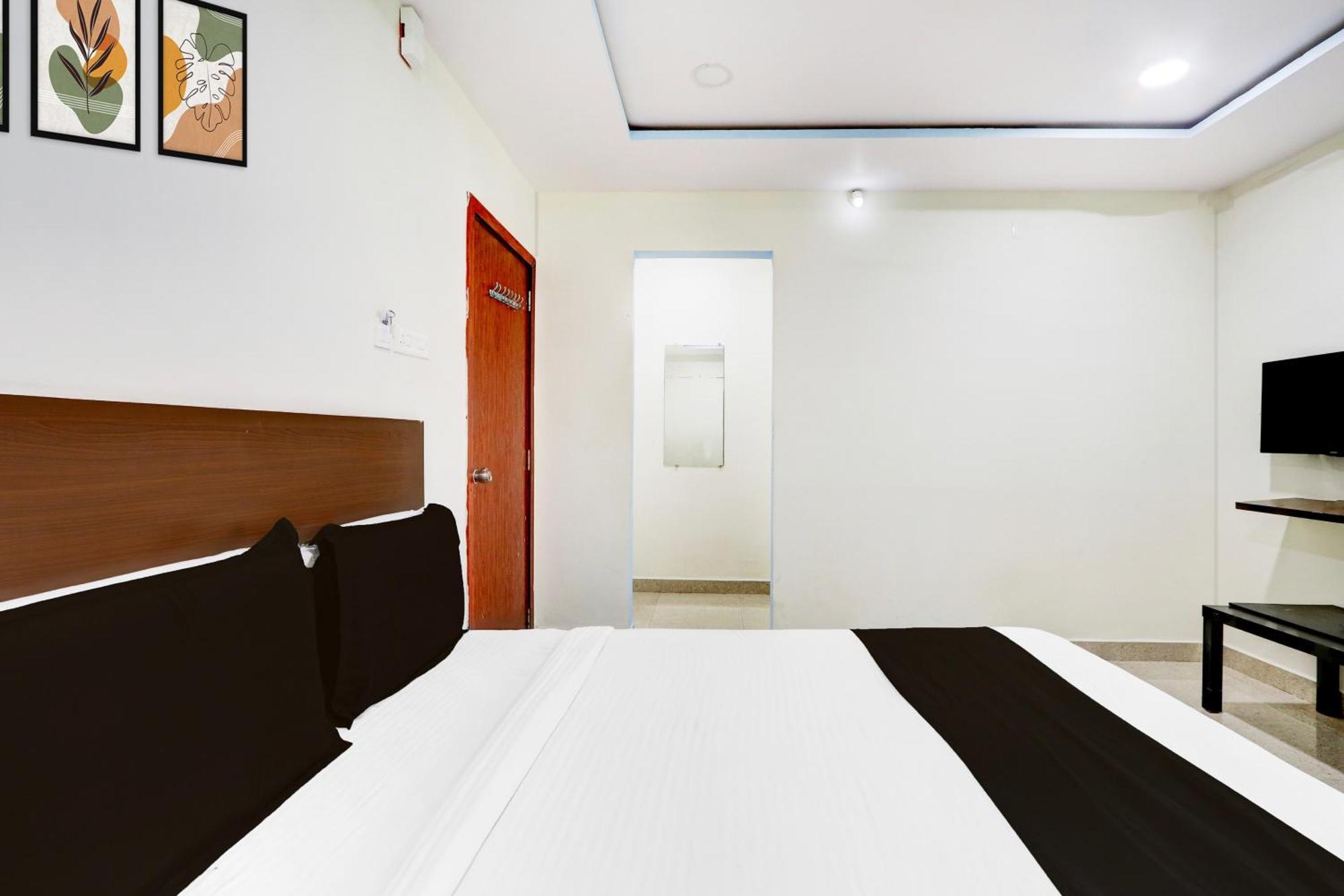 Super Hotel O At Home Hotel Darbar Haïdarabad Extérieur photo